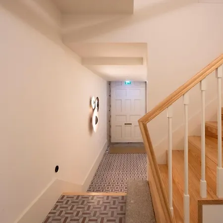 Hm - Infante Riverside C *