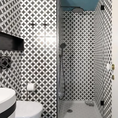 Hm - Infante Riverside C * Порту